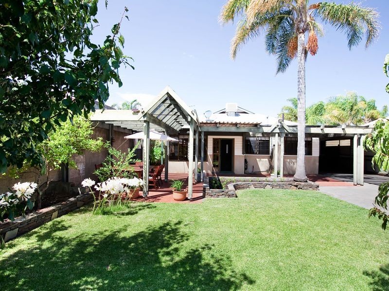 11 Brenthorpe Road, Seaton SA 5023