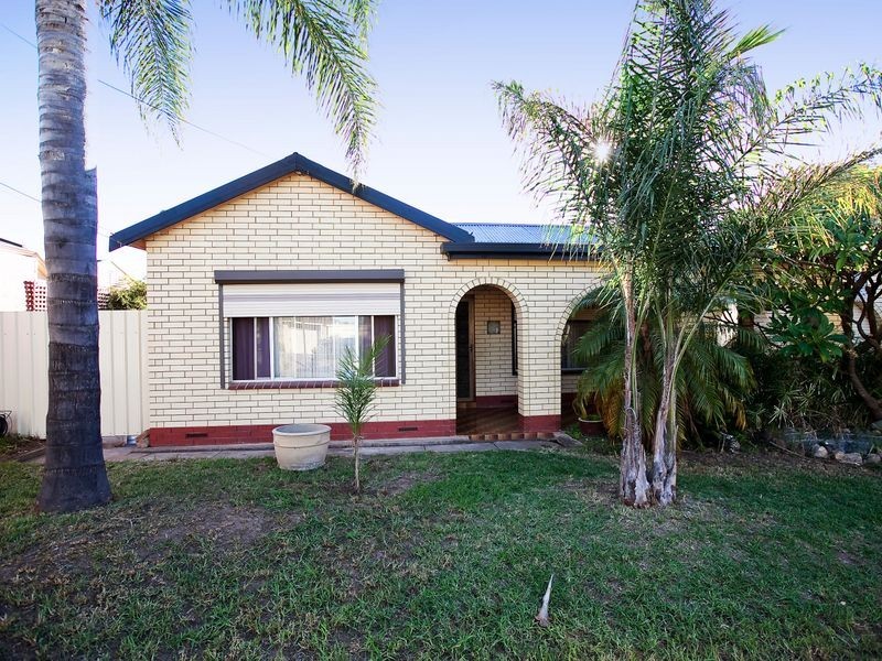 27 Falkirk Avenue, Seaton SA 5023