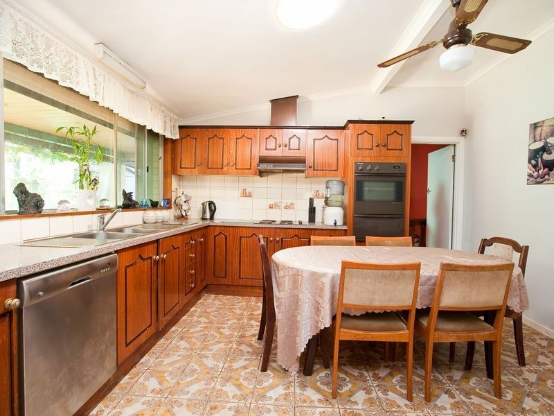 27 Falkirk Avenue, Seaton SA 5023