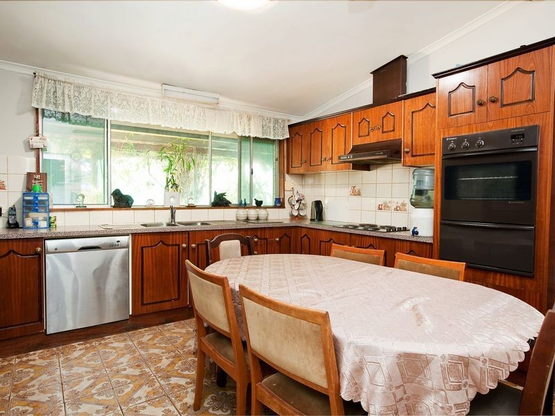 27 Falkirk Avenue, Seaton SA 5023