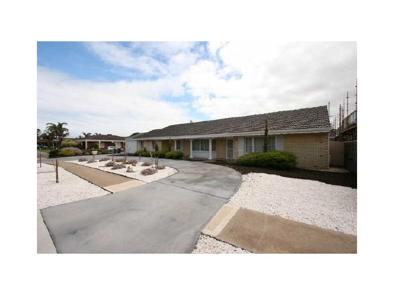 93 Lochside Drive, West Lakes SA 5021