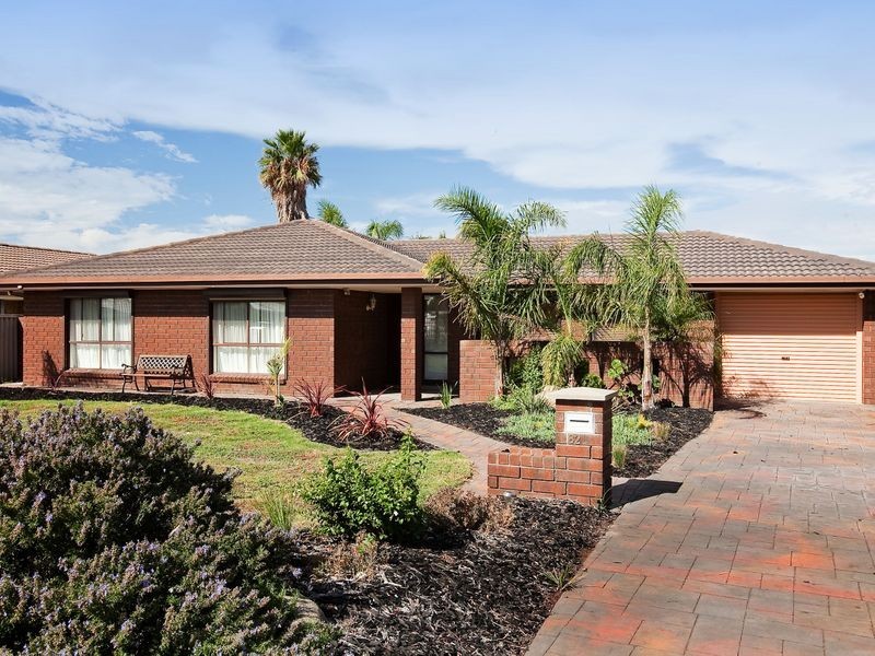 82 Klingberg Drive, North Haven SA 5018