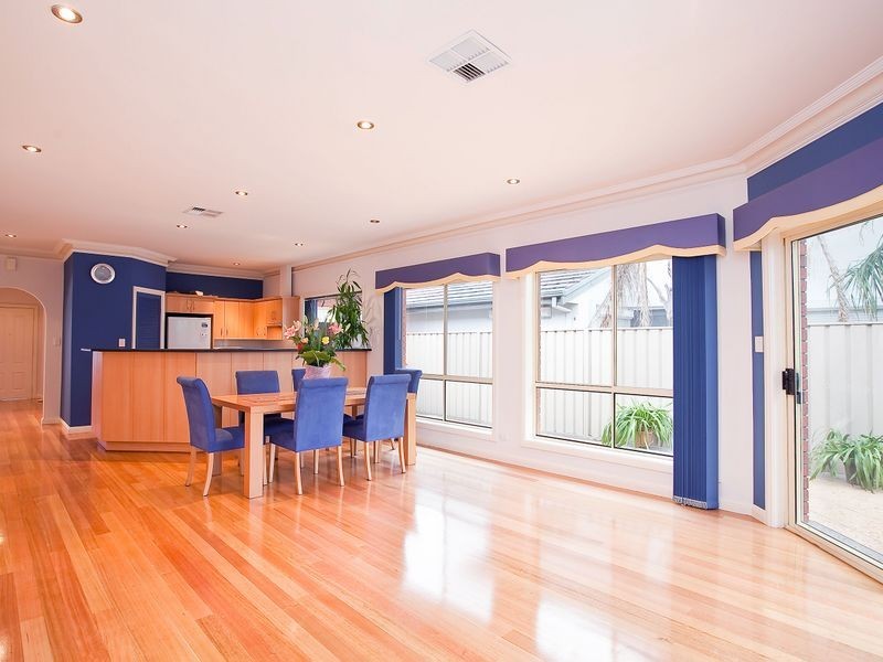 8 North Parade, Royal Park SA 5014