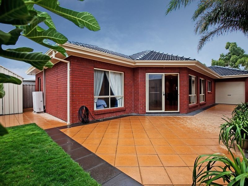 8 North Parade, Royal Park SA 5014