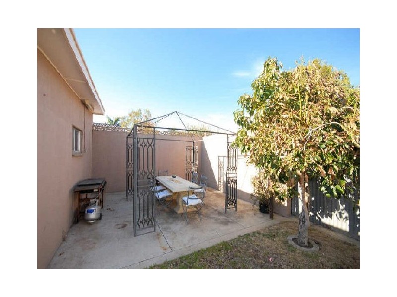 582 Sir Donald Bradman Drive, Lockleys SA 5032