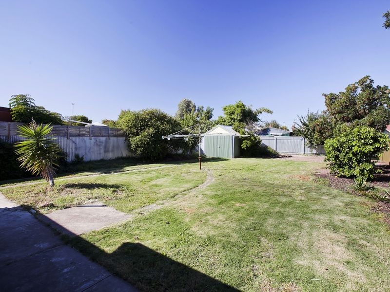 7 Glengarry Street, Woodville South SA 5011