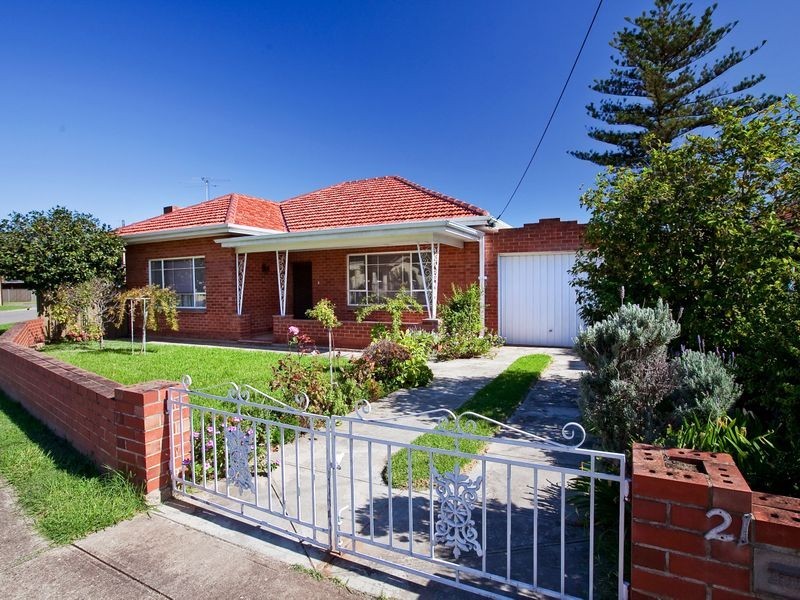 21 Third Avenue, Seaton SA 5023