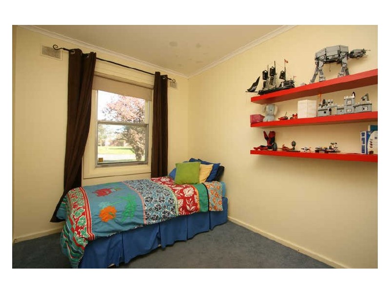16 Fleetwood Crescent, Henley Beach SA 5022