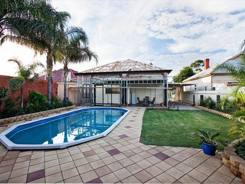 32 Hodgeman Road, Pennington SA 5013