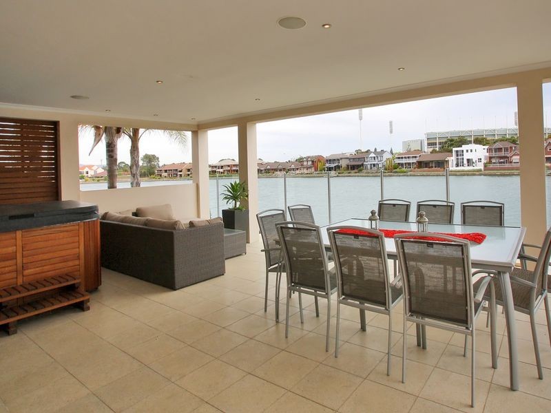 59 Sir John Marks Drive, West Lakes SA 5021