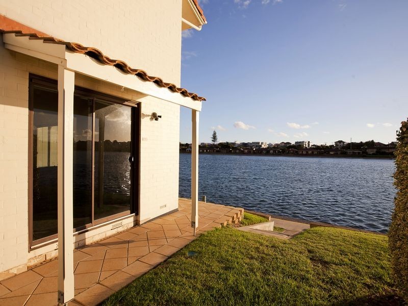 176 Sportsman Drive, West Lakes SA 5021