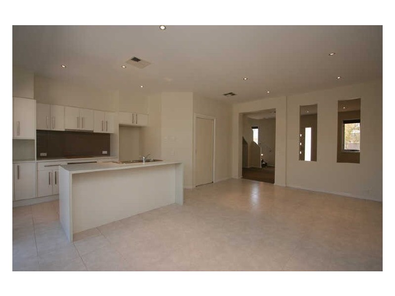 30 Amos Way, Royal Park SA 5014