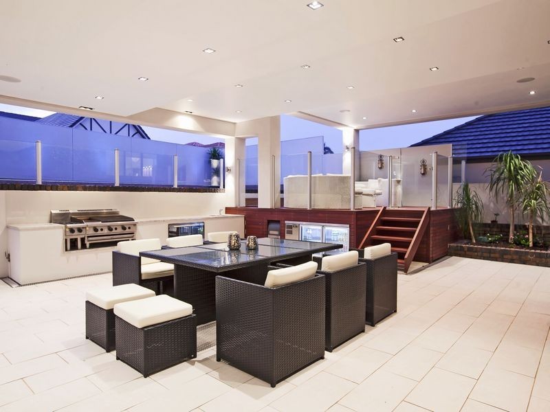 10 Tennyson Heights Court, Tennyson SA 5022