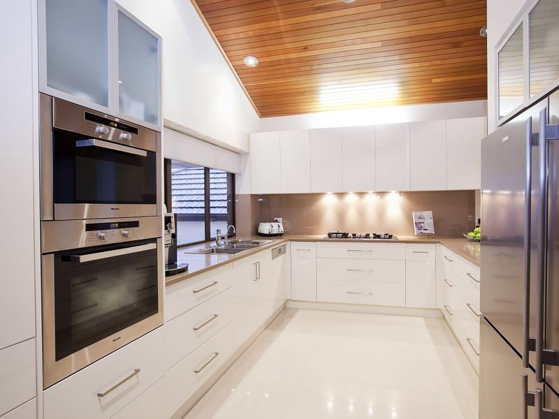 10 Tennyson Heights Court, Tennyson SA 5022