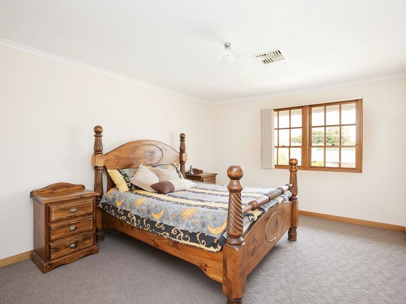 4 Fox Street, Pennington SA 5013