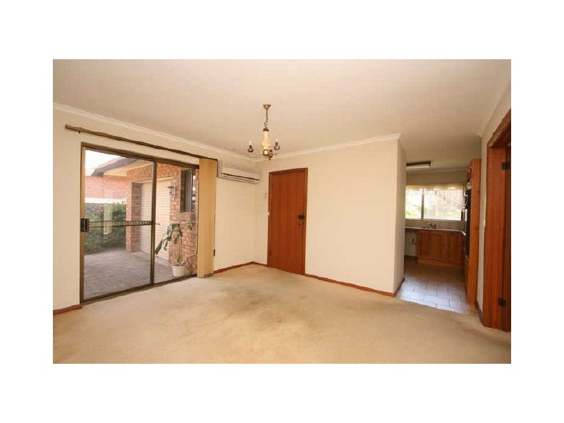 2/17 Waikiki Court, West Lakes SA 5021