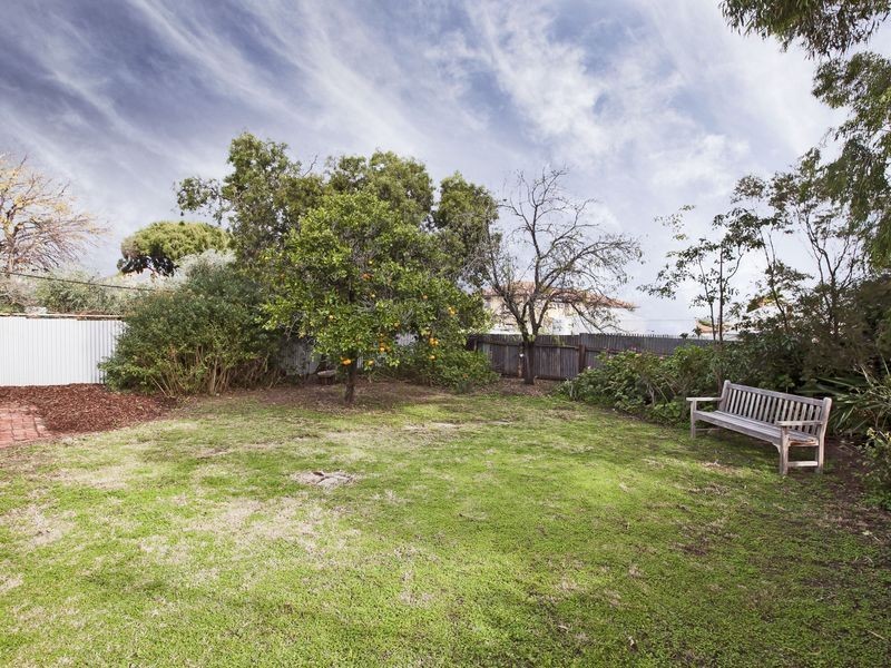 8 Airlie Avenue, Prospect SA 5082