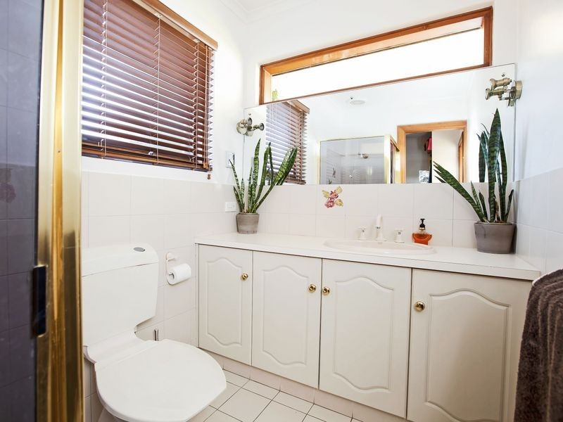 12 Antigua Grove, West Lakes SA 5021