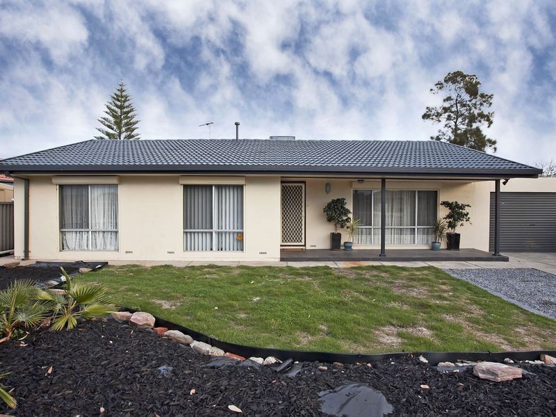 14 Lancaster Drive, North Haven SA 5018