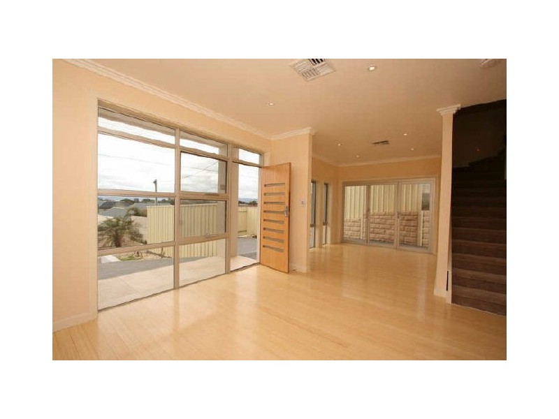 5 Clegowie Street, West Beach SA 5024