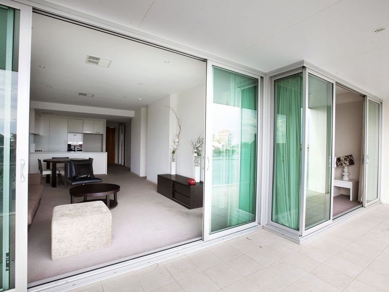 155 Brebner Drive, West Lakes SA 5021