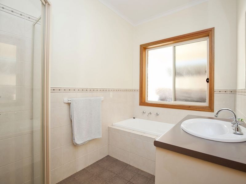 1 Waller Court, Largs North SA 5016