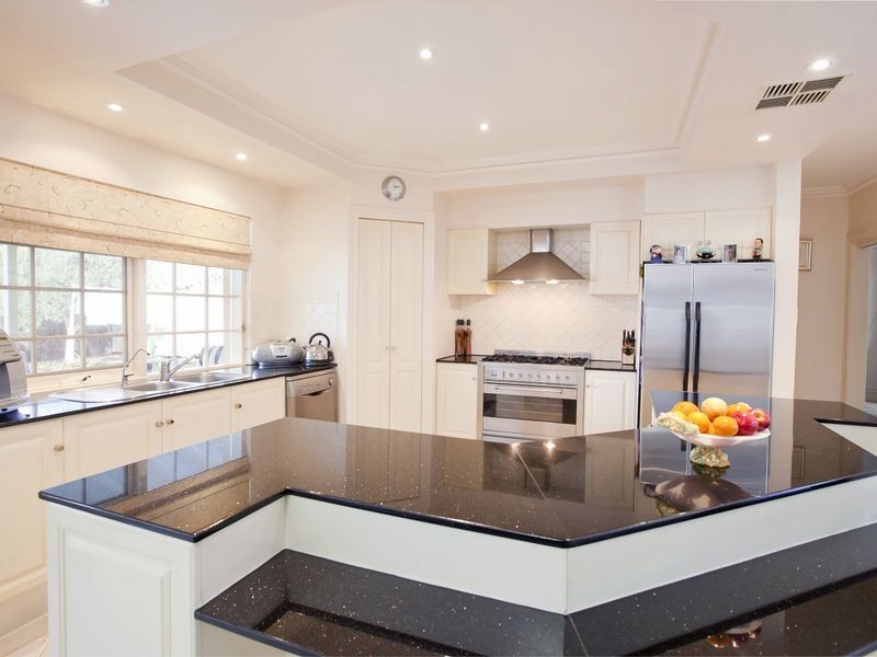 25 Hayes Court, West Lakes SA 5021