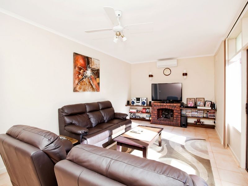 91 Nelson Road (service road access), Valley View SA 5093