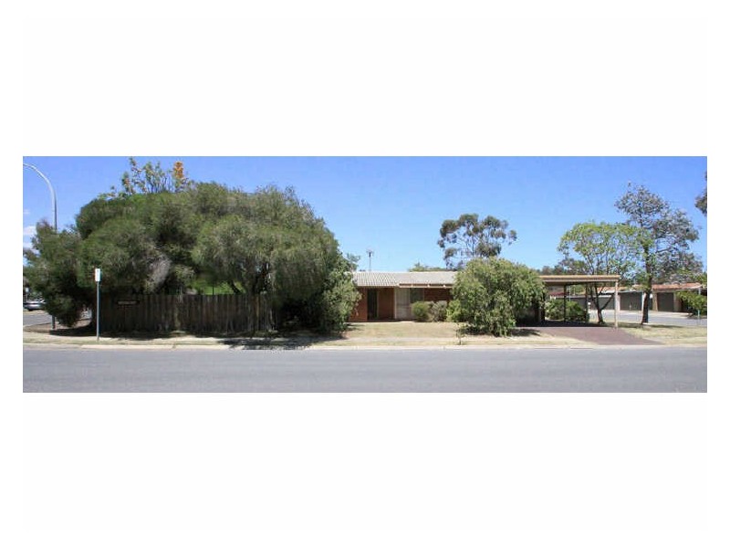 1 Maramba Avenue, West Lakes SA 5021