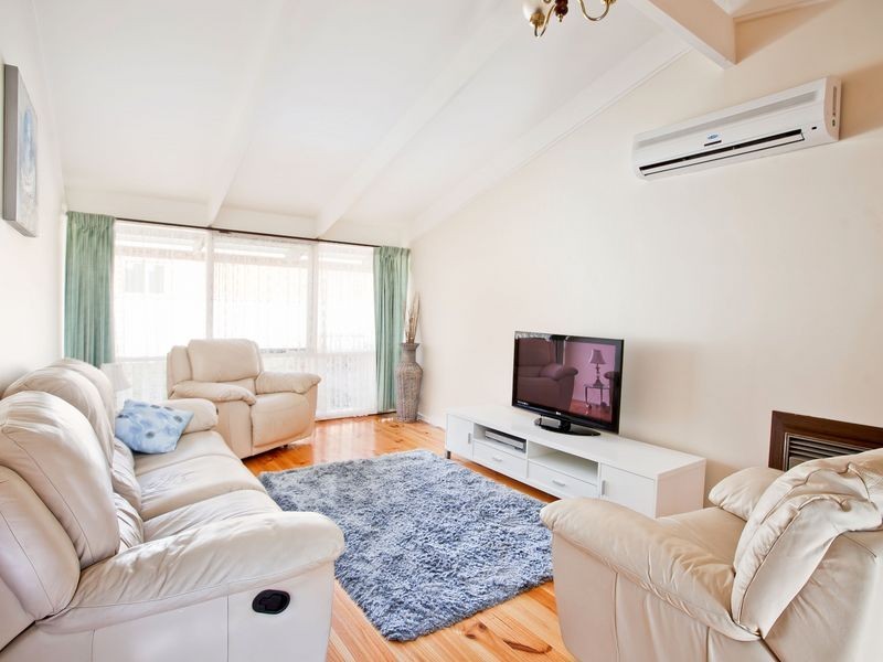 1 Karumba Place, West Lakes Shore SA 5020