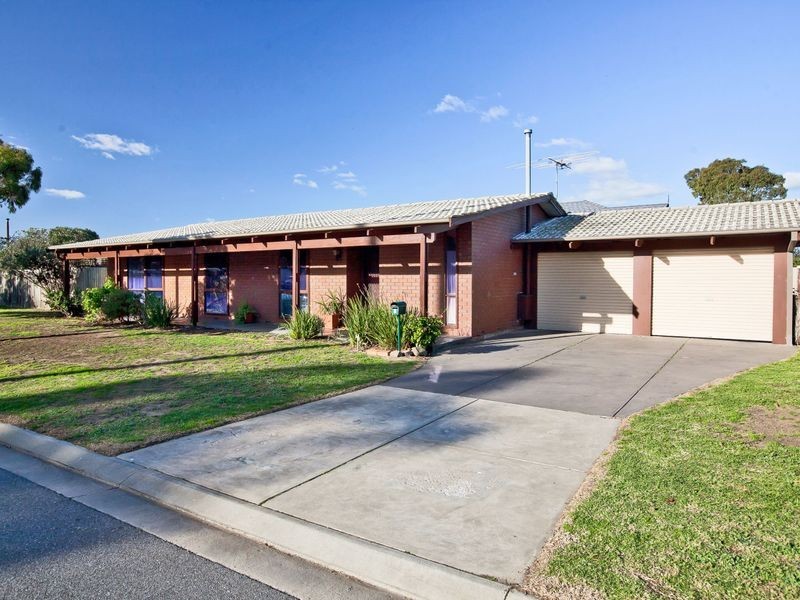 1 Karumba Place, West Lakes Shore SA 5020