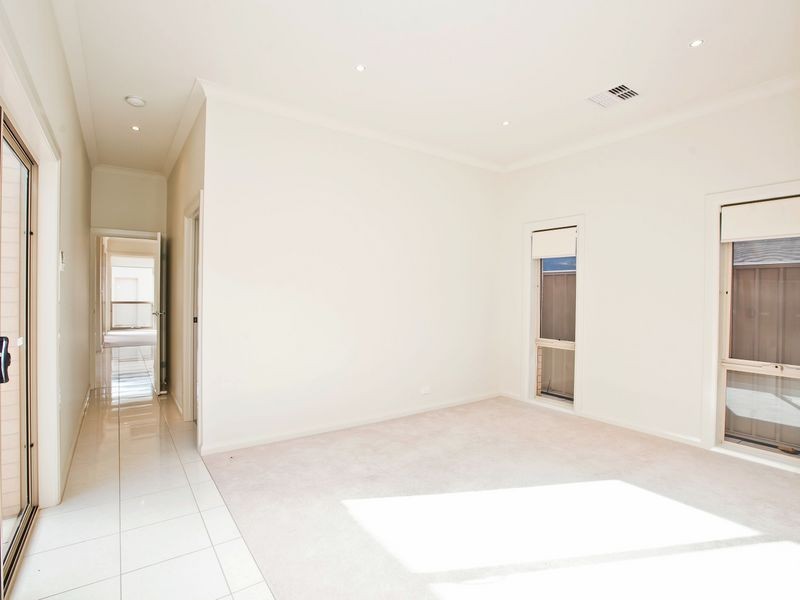 42 Swan Street, Grange SA 5022