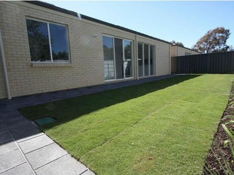 2/225 Frederick Road, Seaton SA 5023