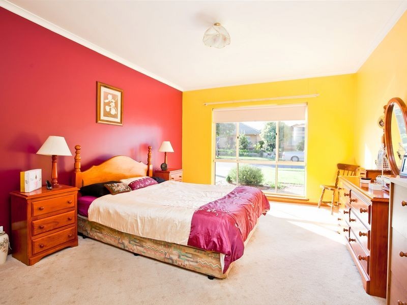 54 Kingborn Avenue, Seaton SA 5023