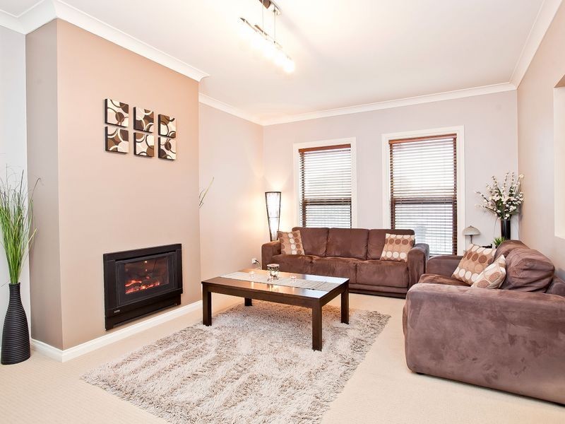85 Isla Circuit, Mawson Lakes SA 5095