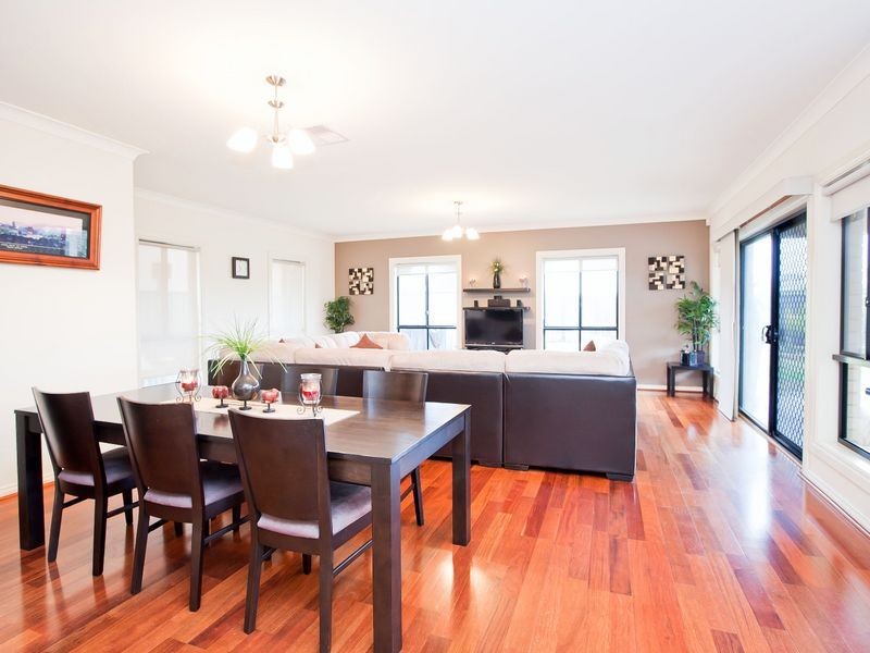 85 Isla Circuit, Mawson Lakes SA 5095