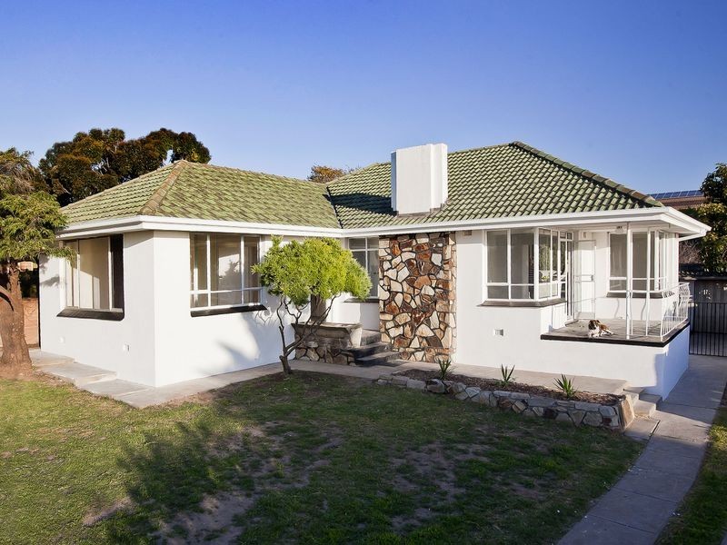 102 Jervois Terrace, Marino SA 5049