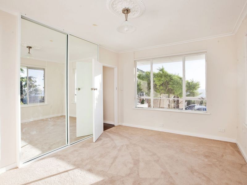 102 Jervois Terrace, Marino SA 5049