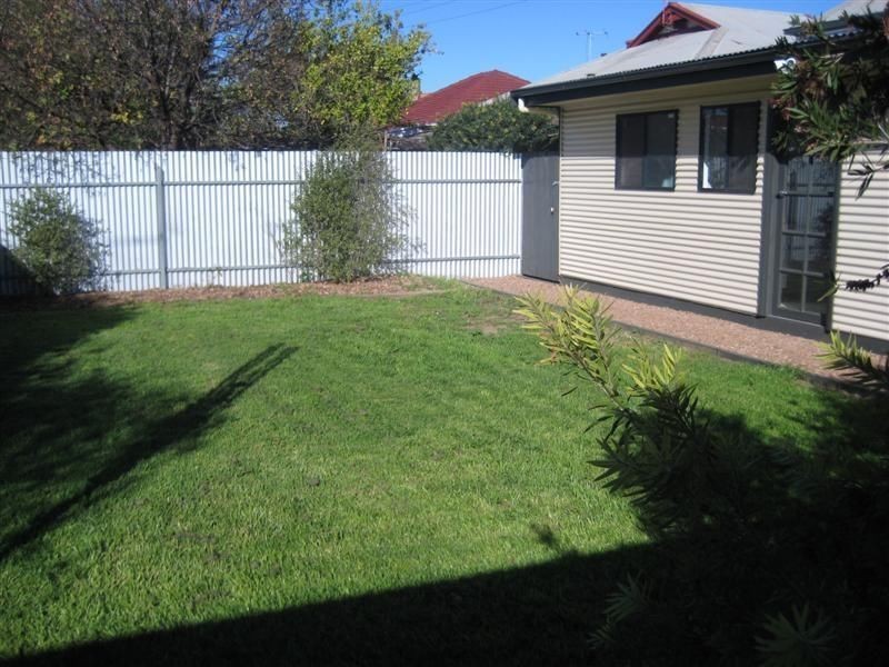 25 Tapleys Hill Road, Hendon SA 5014