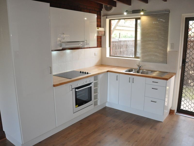 21 Sportsmans Drive, West Lakes SA 5021