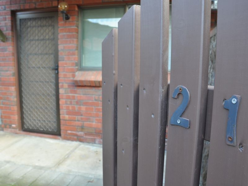 21 Sportsmans Drive, West Lakes SA 5021