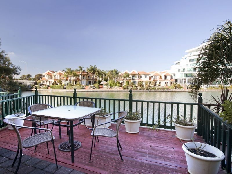 6/11 Martin Court, West Lakes SA 5021