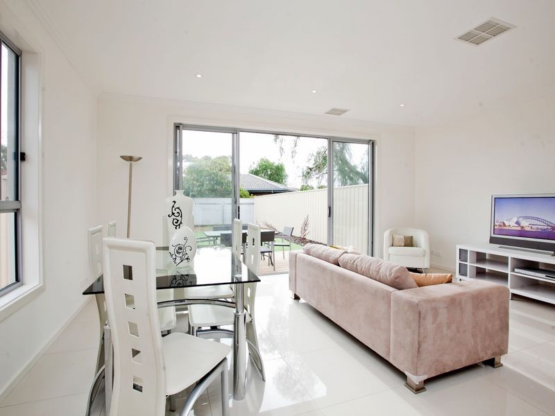 1-3/3 Inverness Avenue, Oaklands Park SA 5046