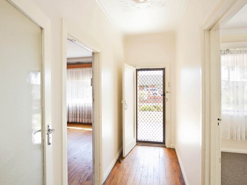 14 Martin Avenue, Osborne SA 5017