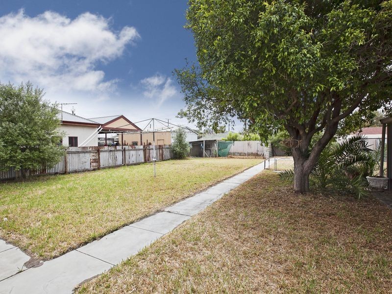 14 Martin Avenue, Osborne SA 5017