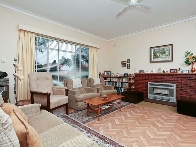 12 Levistone Street, Seaton SA 5023