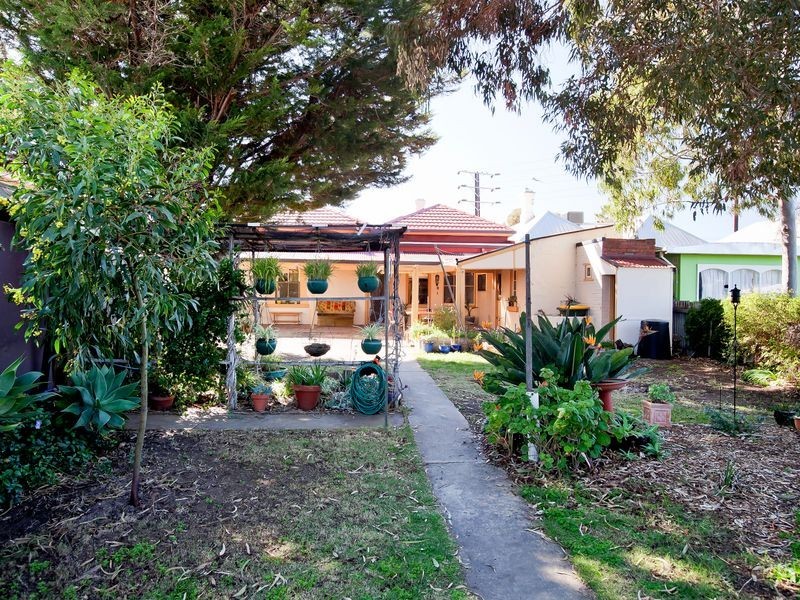 19 Woolnough Road, Semaphore SA 5019