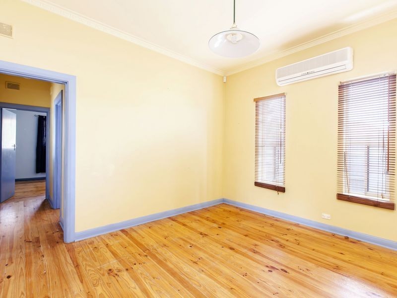 2 Arthur Street, Seaton SA 5023