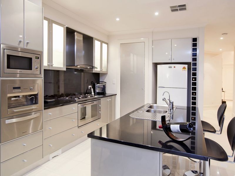 25 Sunlake Place, Tennyson SA 5022