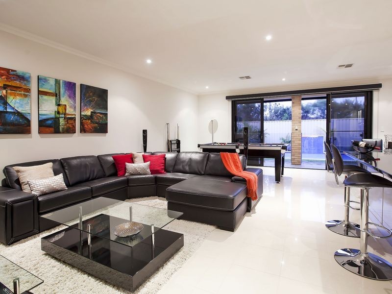 25 Sunlake Place, Tennyson SA 5022